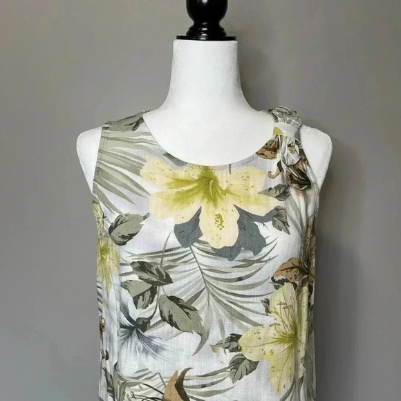 Charlie Tropical Floral Pattern Sleeveless Shift Dress - Picture 3 of 10